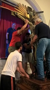 San Lorenzo Parrocchia - Riposizionamento SS Crocifisso - FaceBook 006
