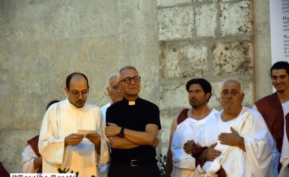 San Lorenzo Parrocchia - Sacra rappresentazione del martirio di Lorenzo - FaceBook - 020