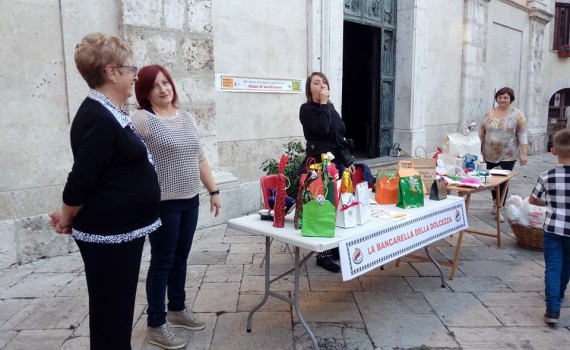 2017 10 22 - San Lorenzo Parrocchia - Mercatino per la giornata missionaria - 001
