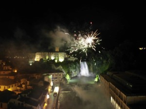 2018 07 08 - San Lorenzo Parrochia Isola Liri - Foto Fuochi D’artificio festa Santissimo Crocifisso - 003
