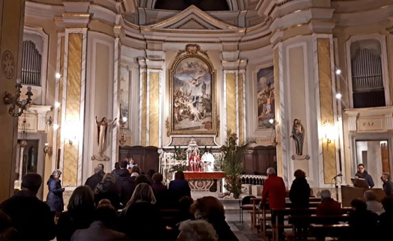 2019 04 12 - San Lorenzo Parrochia Isola Liri - Via Crucis - Uomini e donne sotto la Croce - 006