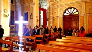 2019 04 12 - San Lorenzo Parrochia Isola Liri - Via Crucis - Uomini e donne sotto la Croce - 007