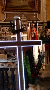 2019 04 12 - San Lorenzo Parrochia Isola Liri - Via Crucis - Uomini e donne sotto la Croce - 010